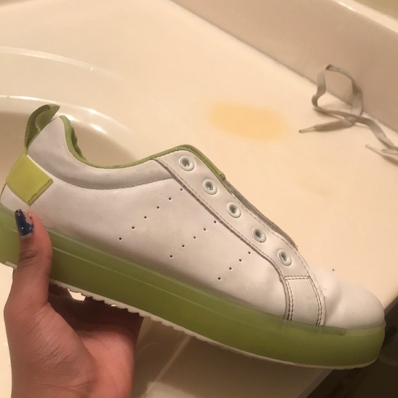 Sneakers lace-up from rue 21 - Picture 1 of 5